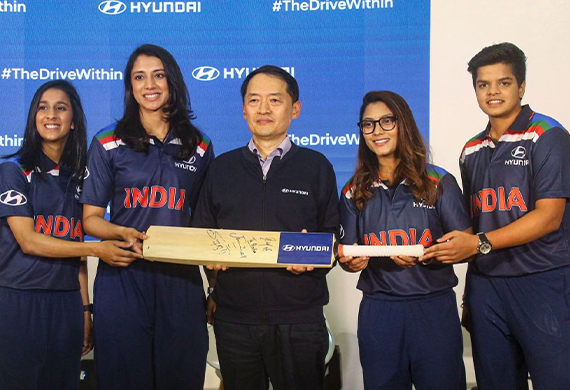 Hyundai Motor India Signs MoU with four Indian Women Cricketers 